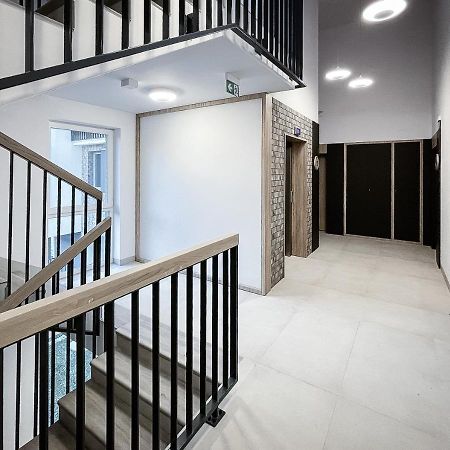 Apartament Clever 2 Kamienica Grochow Varsavia Esterno foto