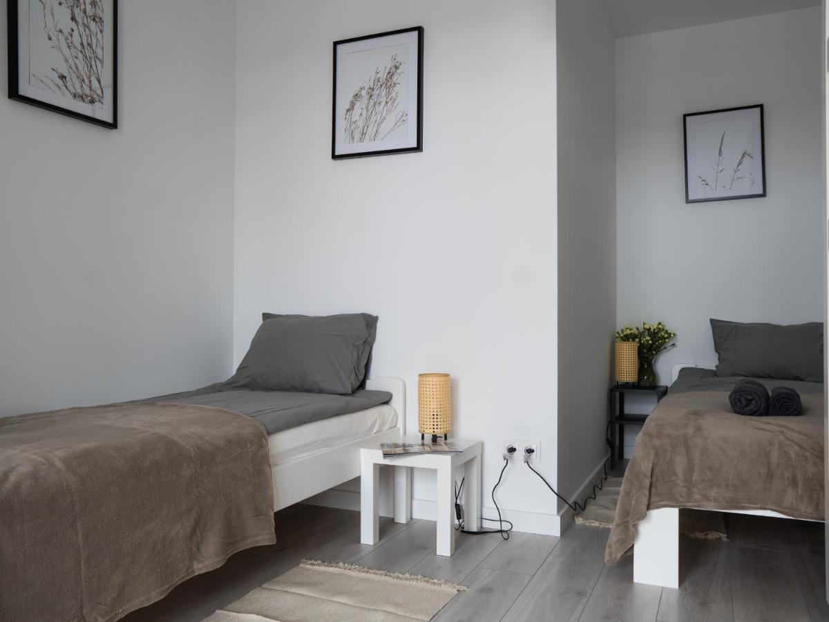 Apartament Clever 2 Kamienica Grochow Varsavia Esterno foto